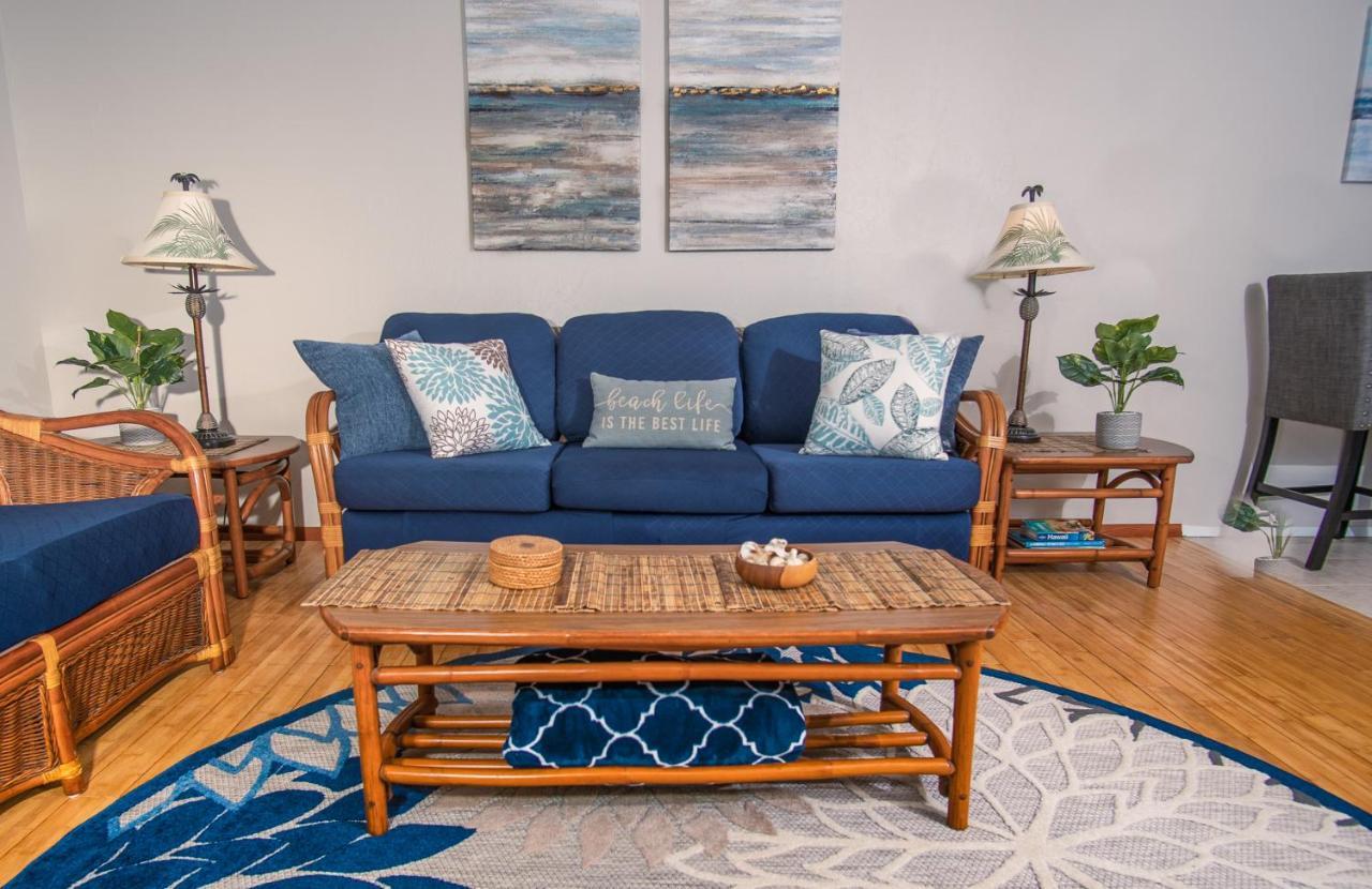Molokai Island Retreat With Beautiful Ocean Views And Pool - Newly Remodeled! Διαμέρισμα Ualapue Εξωτερικό φωτογραφία