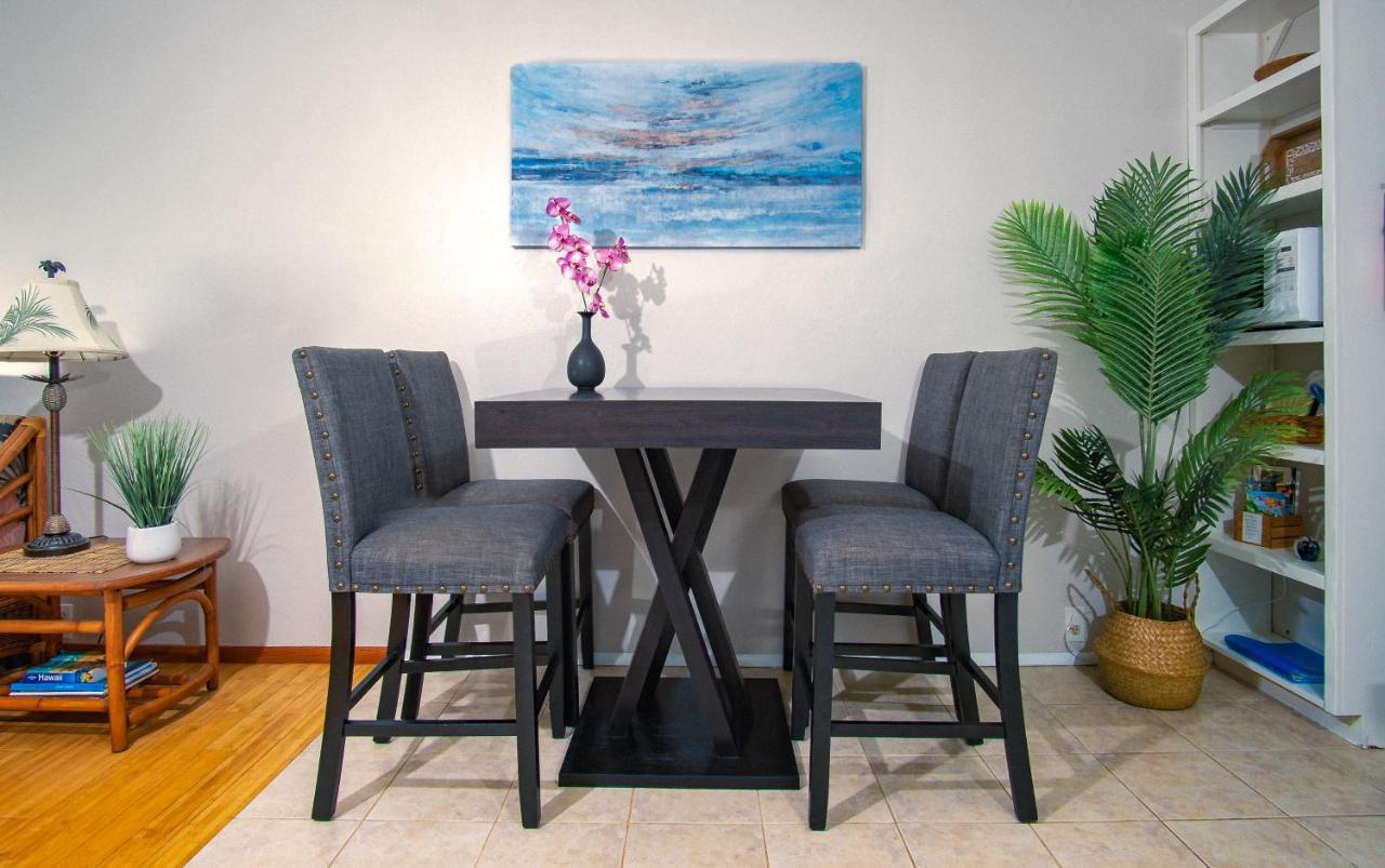 Molokai Island Retreat With Beautiful Ocean Views And Pool - Newly Remodeled! Διαμέρισμα Ualapue Εξωτερικό φωτογραφία
